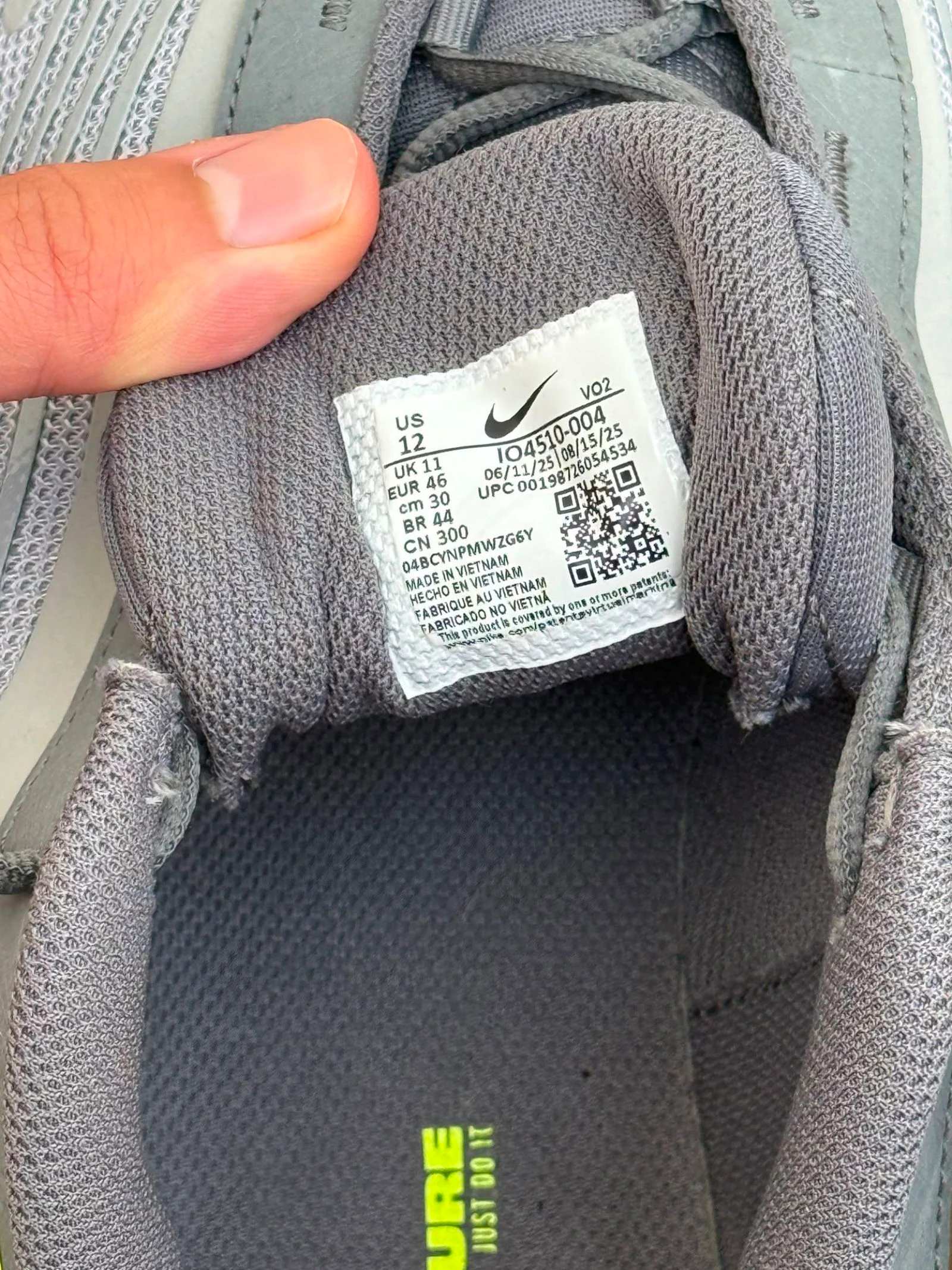 Nike Air Max Fire – Neuves – Taille 46 (Gris/Jaune Néon) – photo 4